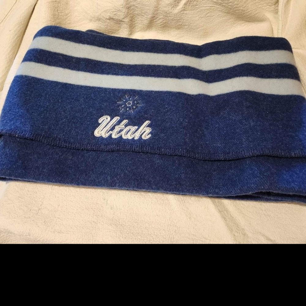 Wool throw